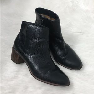 sofft pueblo leather block heel boot
